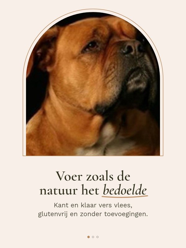 Post met foto in een boog voor Canivers